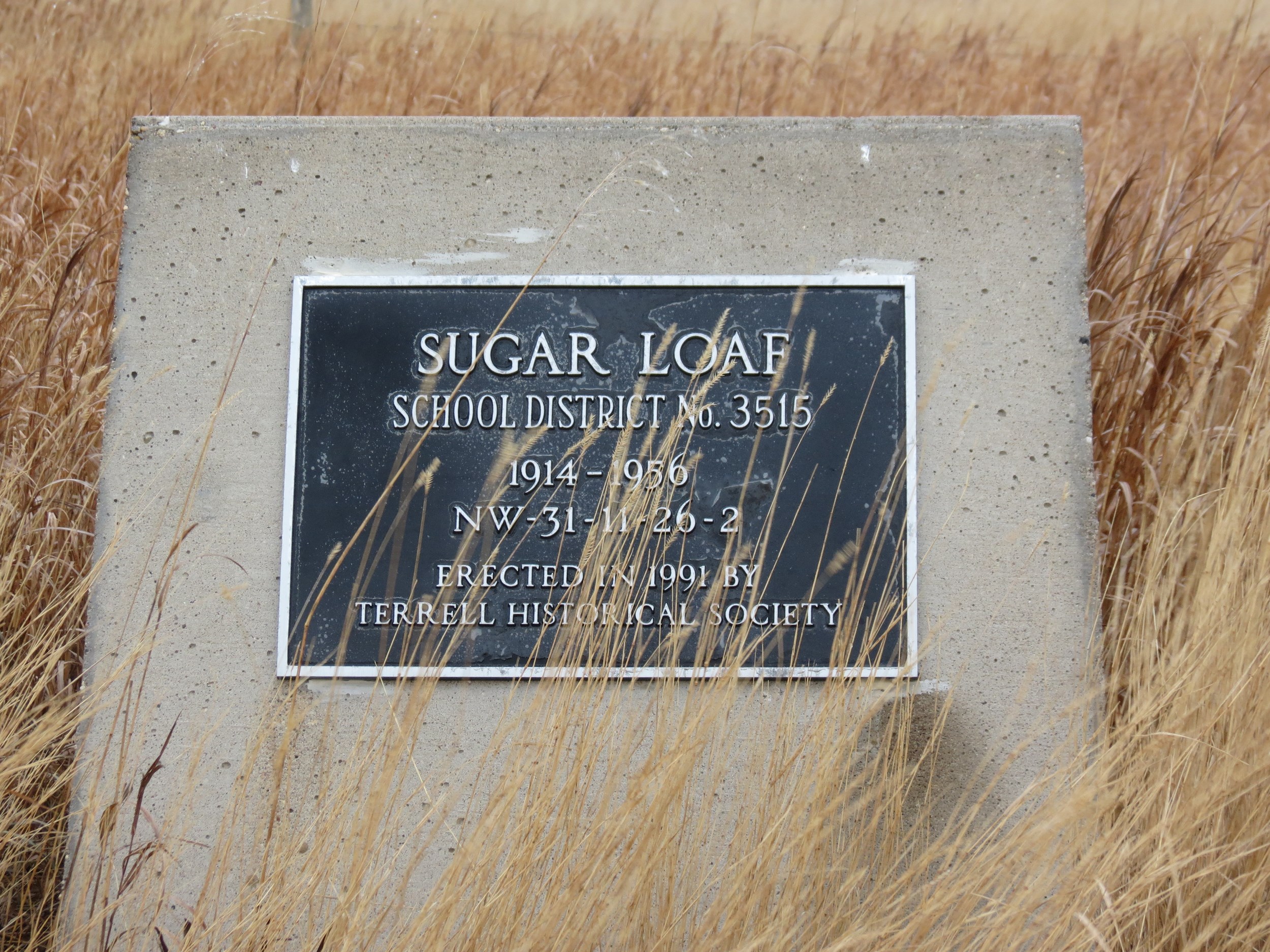 Sugar Loaf School District 3515, 1914-1956, North West Section 31, Township 11 range 26 west of the 2nd meridian, visible on approach from south, near Spring Valley   - Saskatchewan Gen Web